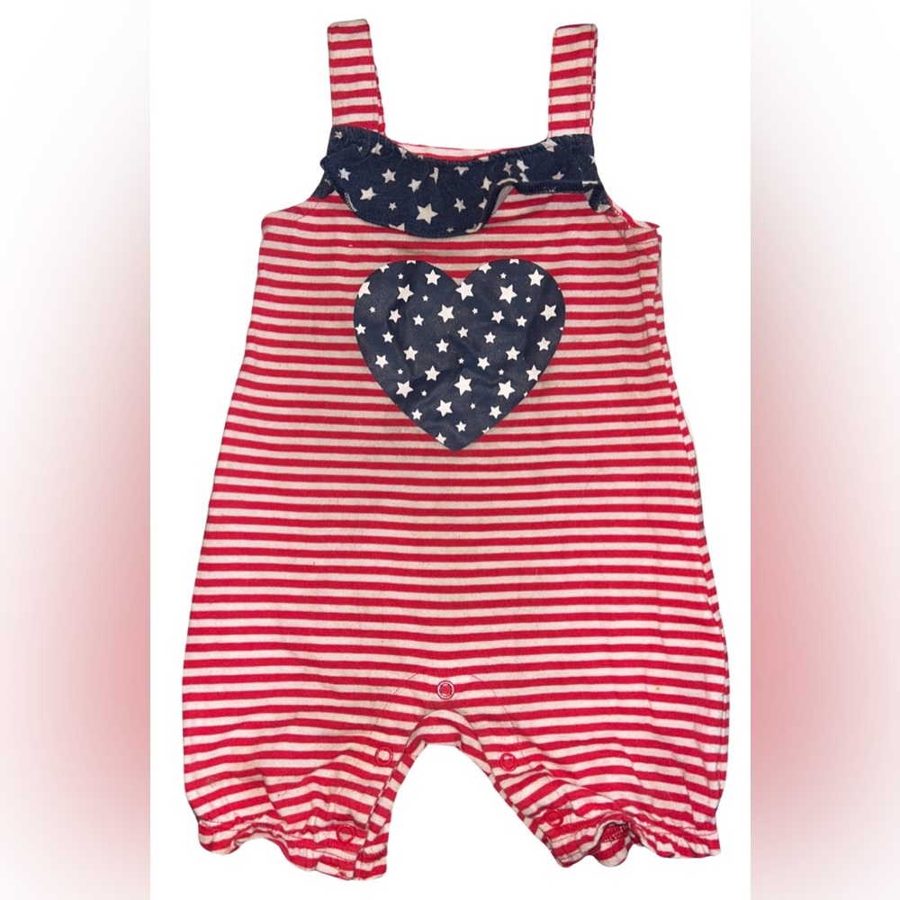 Way To Celebrate Baby Girls Patriotic Flag Heart Bodysuit Romper 6/9 Months